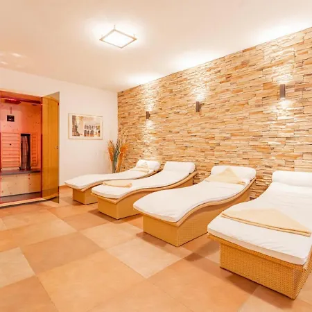 Vicky Large Lägenhet